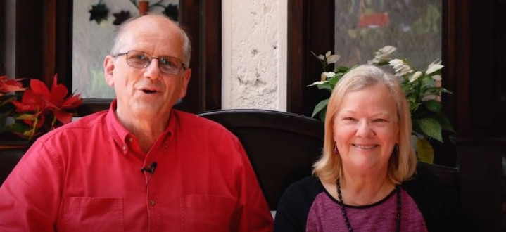 Les and Rita at their home in Guatemala